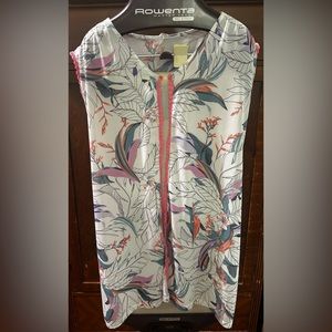 Beachwear sleeveless robe